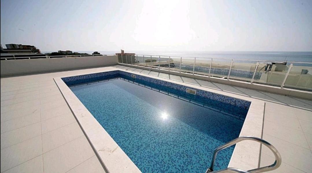 Riki Dream Apartment Dobra Voda Luaran gambar