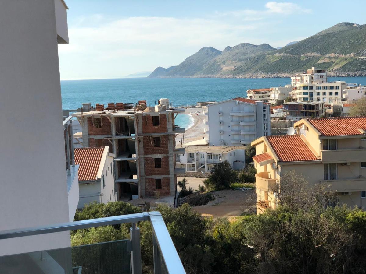 Riki Dream Apartment Dobra Voda Luaran gambar